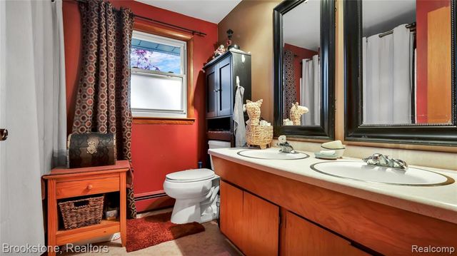 36762 Harwick Court, Clinton Township, MI 48035