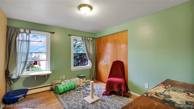 36762 Harwick Court, Clinton Township, MI 48035