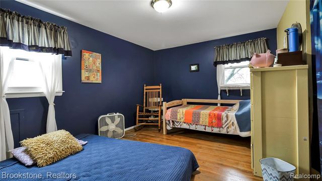 36762 Harwick Court, Clinton Township, MI 48035