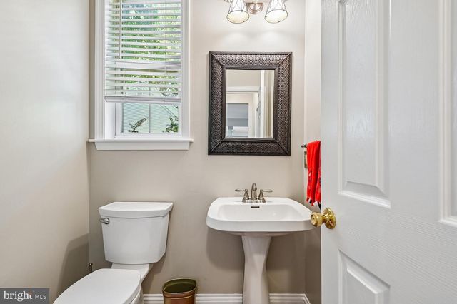 2024 OLD WILLOW WAY, Crofton, MD 21114