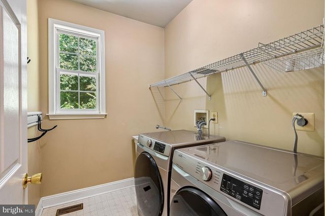 2024 OLD WILLOW WAY, Crofton, MD 21114