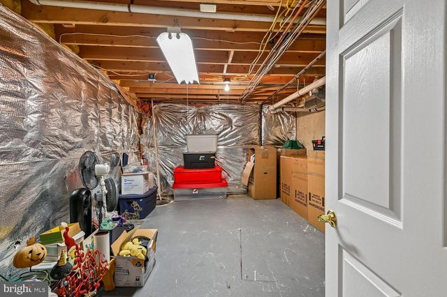 2024 OLD WILLOW WAY, Crofton, MD 21114