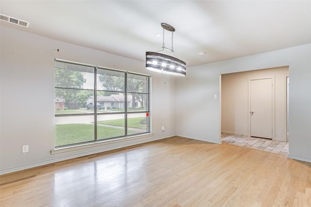 311 Glen Oaks Boulevard, Dallas, TX 75232