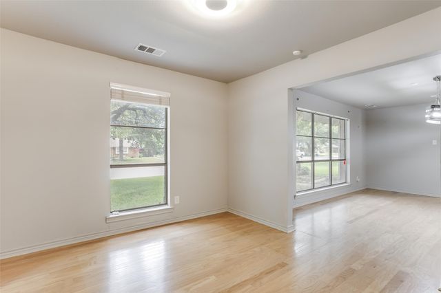 311 Glen Oaks Boulevard, Dallas, TX 75232
