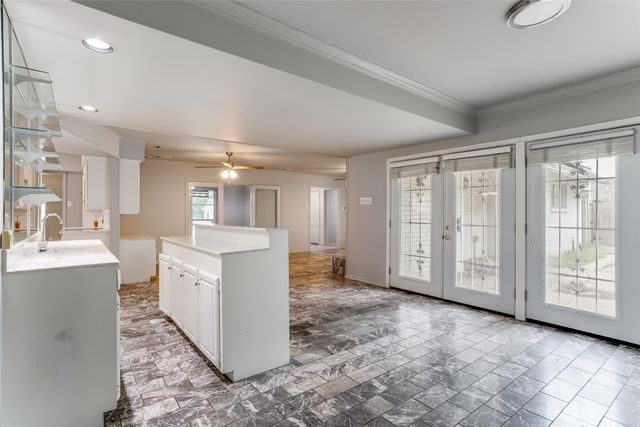 311 Glen Oaks Boulevard, Dallas, TX 75232