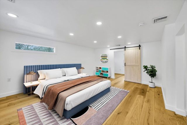 531 Menauhant Road, East Falmouth, MA 02536