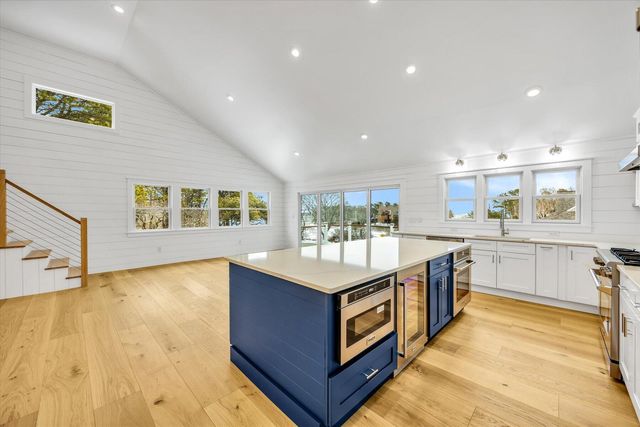 531 Menauhant Road, East Falmouth, MA 02536