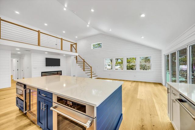 531 Menauhant Road, East Falmouth, MA 02536