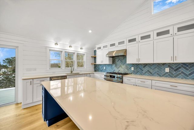 531 Menauhant Road, East Falmouth, MA 02536