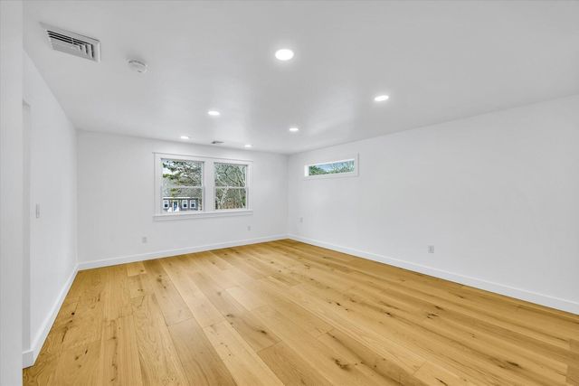 531 Menauhant Road, East Falmouth, MA 02536