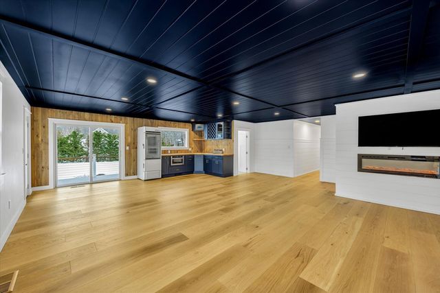 531 Menauhant Road, East Falmouth, MA 02536