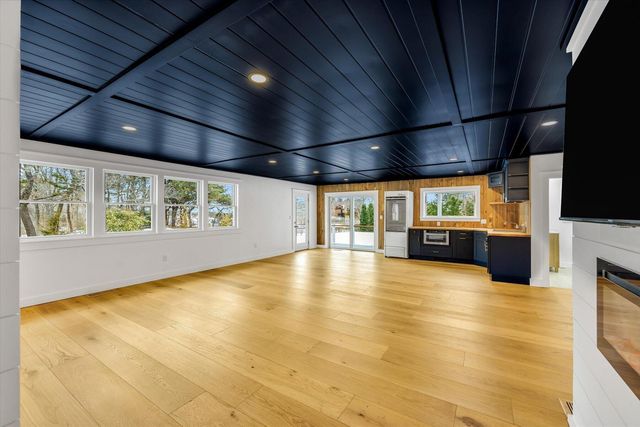 531 Menauhant Road, East Falmouth, MA 02536