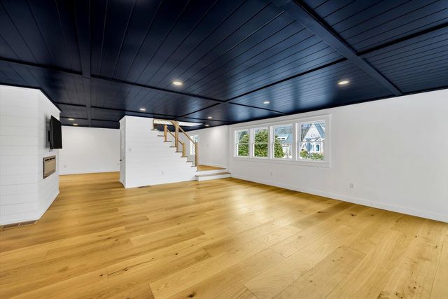 531 Menauhant Road, East Falmouth, MA 02536