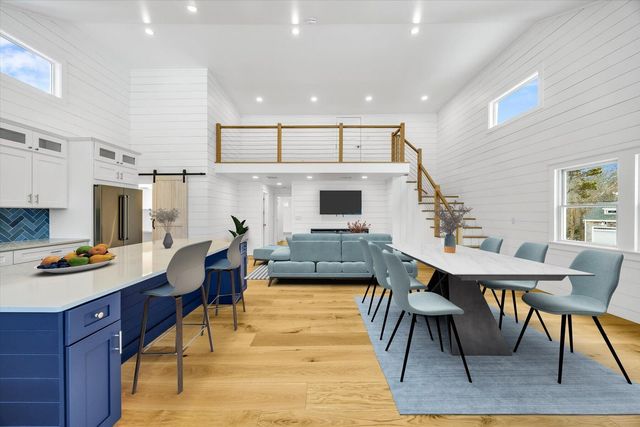 531 Menauhant Road, East Falmouth, MA 02536