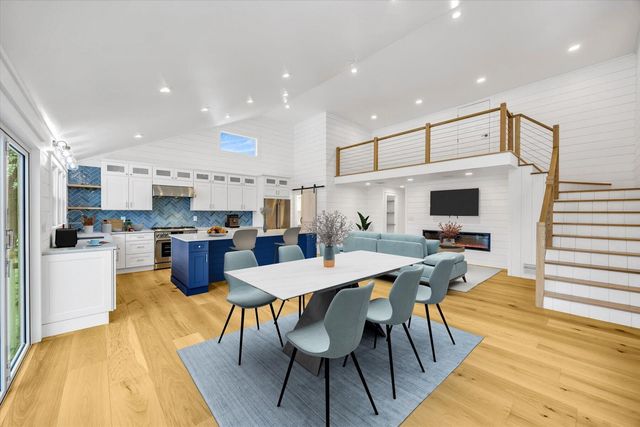 531 Menauhant Road, East Falmouth, MA 02536