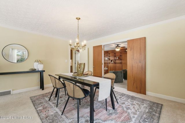 6312 Limewood Cir, Louisville, KY 40222