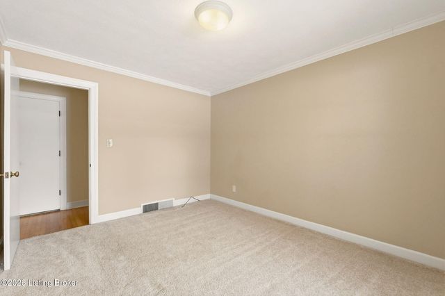 6312 Limewood Cir, Louisville, KY 40222