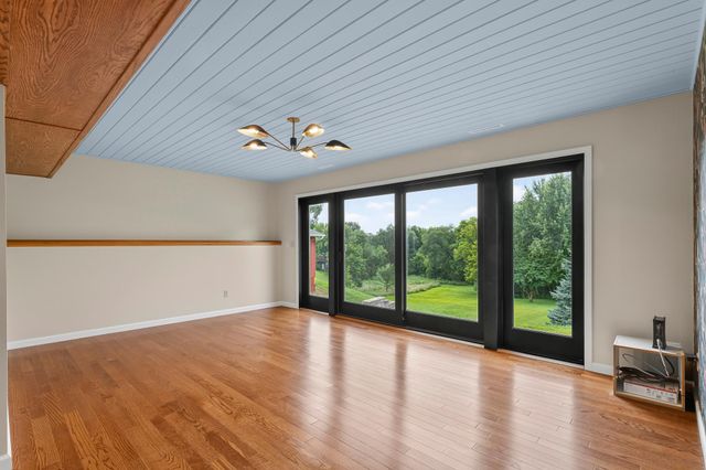 614 37th Street SW, Rochester, MN 55902