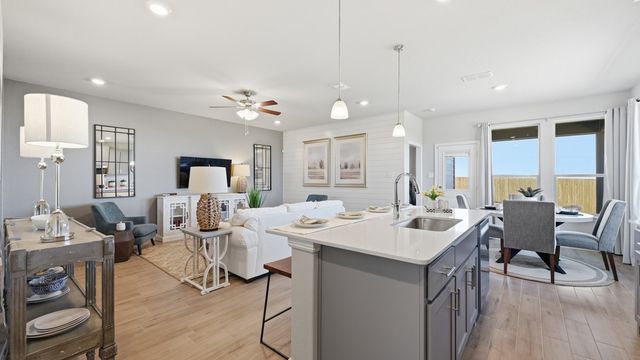 138 RINGTRAIL Drive, Rhome, TX 76078
