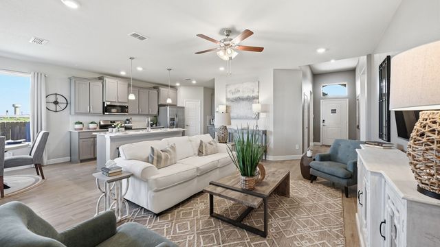 138 RINGTRAIL Drive, Rhome, TX 76078