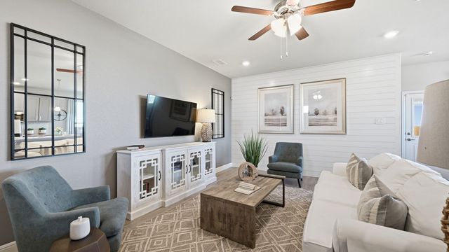 138 RINGTRAIL Drive, Rhome, TX 76078