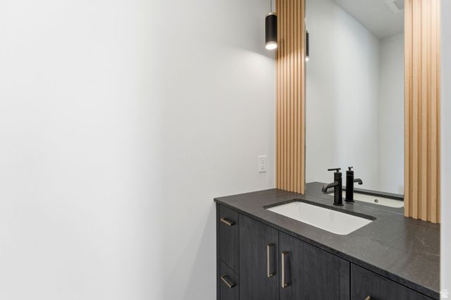 7571 S PROSPECTOR DR, Cottonwood Heights, UT 84121