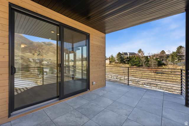 7571 S PROSPECTOR DR, Cottonwood Heights, UT 84121