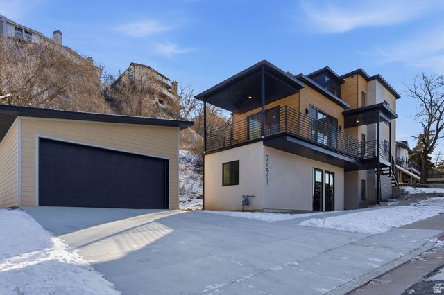 7571 S PROSPECTOR DR, Cottonwood Heights, UT 84121