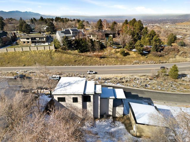 7571 S PROSPECTOR DR, Cottonwood Heights, UT 84121