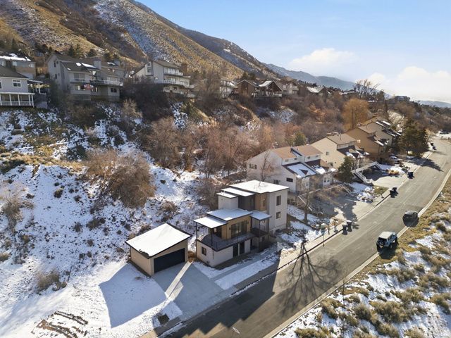 7571 S PROSPECTOR DR, Cottonwood Heights, UT 84121