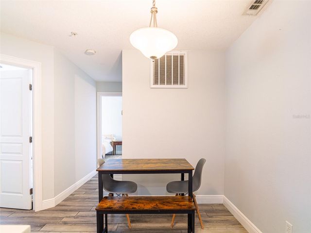 249 AFTON SQUARE 211, Altamonte Springs, FL 32714
