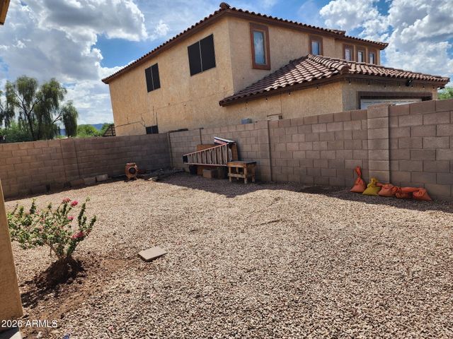 5830 S 11TH Drive, Phoenix, AZ 85041