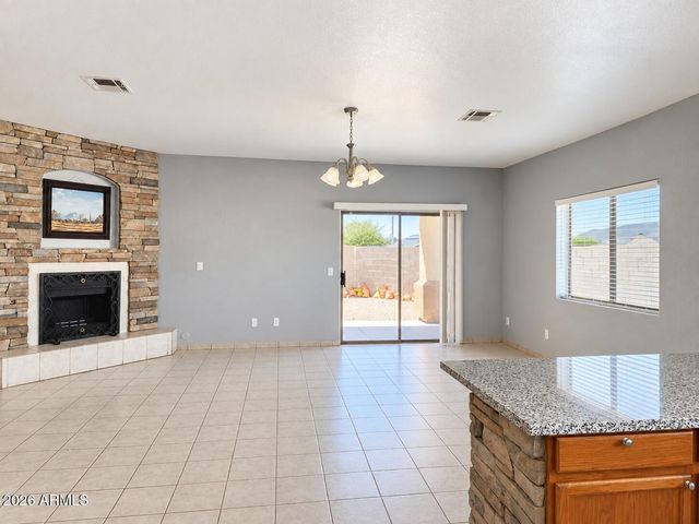 5830 S 11TH Drive, Phoenix, AZ 85041