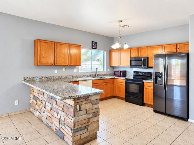 5830 S 11TH Drive, Phoenix, AZ 85041