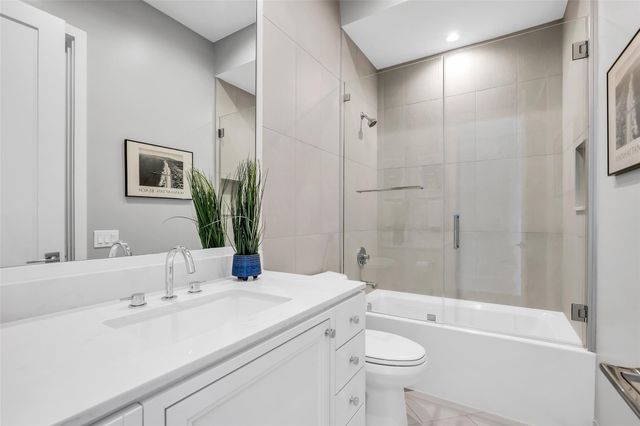 1527 Vermont Street, Houston, TX 77006