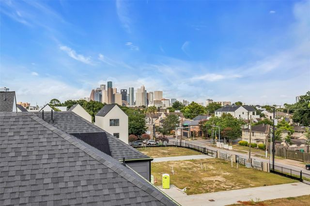1527 Vermont Street, Houston, TX 77006