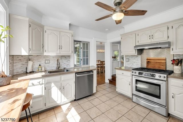 79 Highland Ave, Bernards Twp., NJ 07920