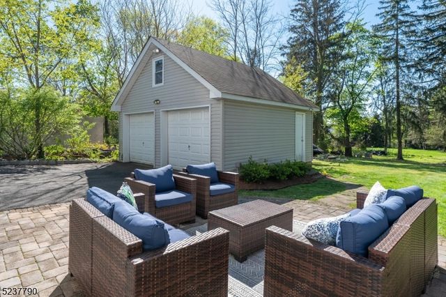 79 Highland Ave, Bernards Twp., NJ 07920