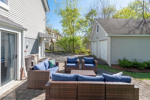 79 Highland Ave, Bernards Twp., NJ 07920