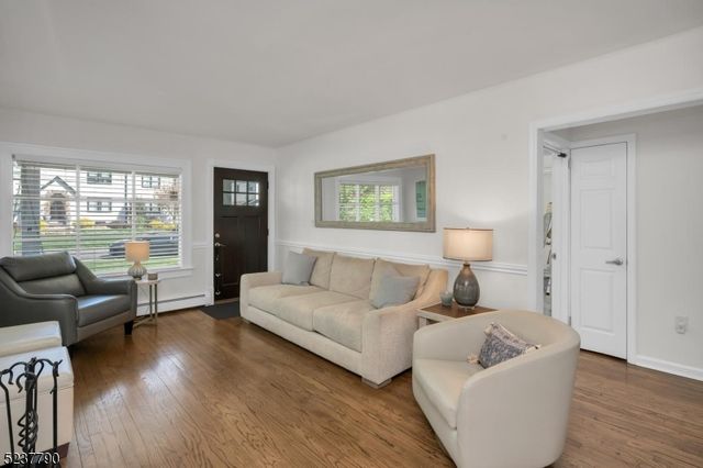 79 Highland Ave, Bernards Twp., NJ 07920