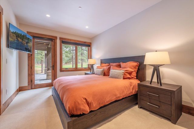 7705 Lahontan Drive, Truckee, CA 96161