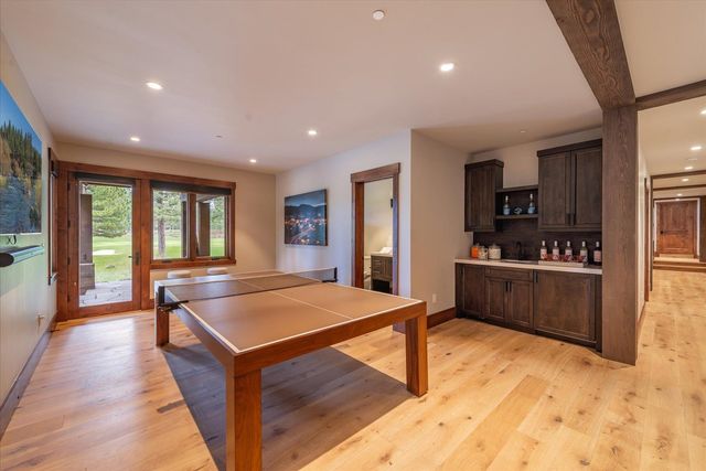 7705 Lahontan Drive, Truckee, CA 96161