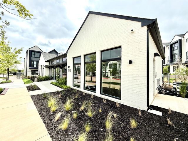 2217 Reserve Way Bldg 17-2217, Mansfield, TX 76063