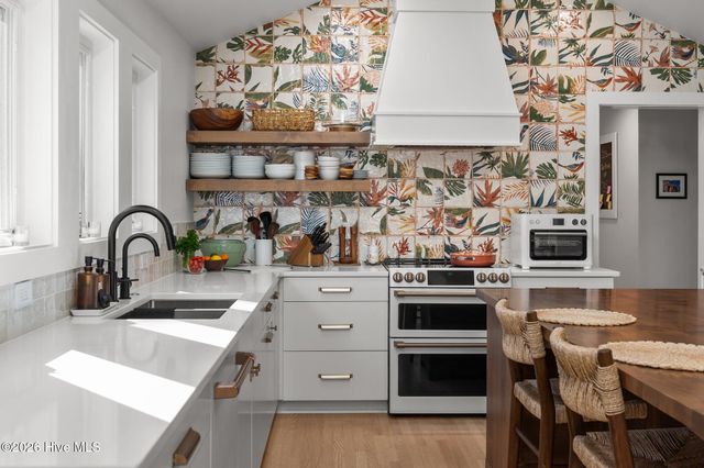 2008 Wolcott Avenue, Wilmington, NC 28403