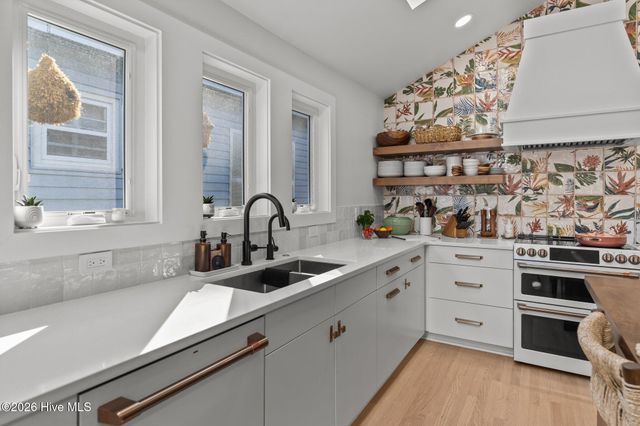 2008 Wolcott Avenue, Wilmington, NC 28403