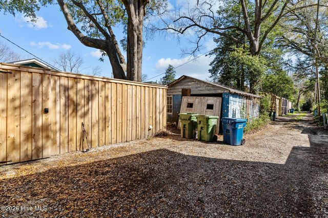 2008 Wolcott Avenue, Wilmington, NC 28403