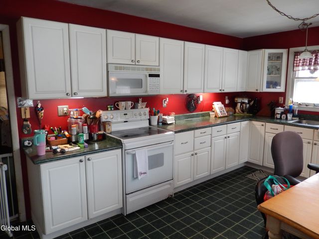 62 Tybush Lane, Brunswick, NY 12180