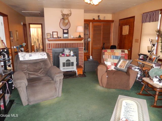 62 Tybush Lane, Brunswick, NY 12180