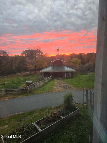 62 Tybush Lane, Brunswick, NY 12180