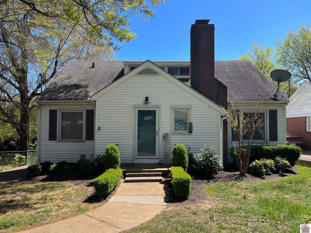 4040 Buckner Lane, Paducah, KY 42001